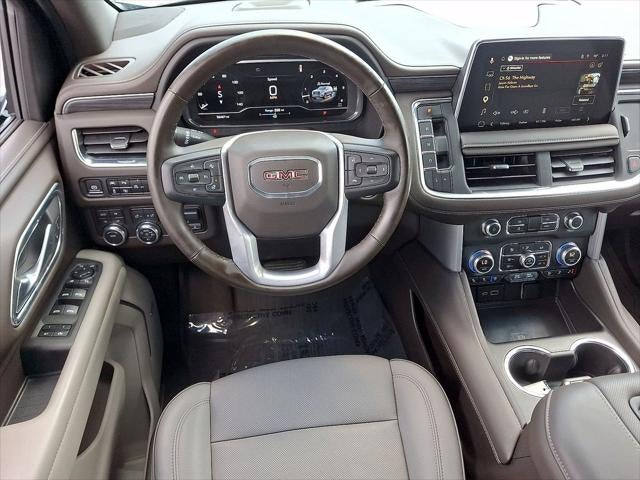 2023 GMC Yukon XL SLT