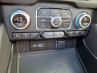 2023 GMC Yukon XL AT4