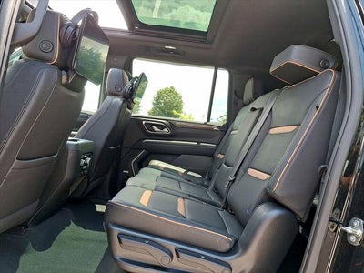 2023 GMC Yukon XL AT4
