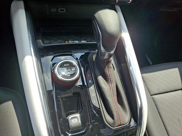 2025 GMC Canyon AT4 - Photo 15