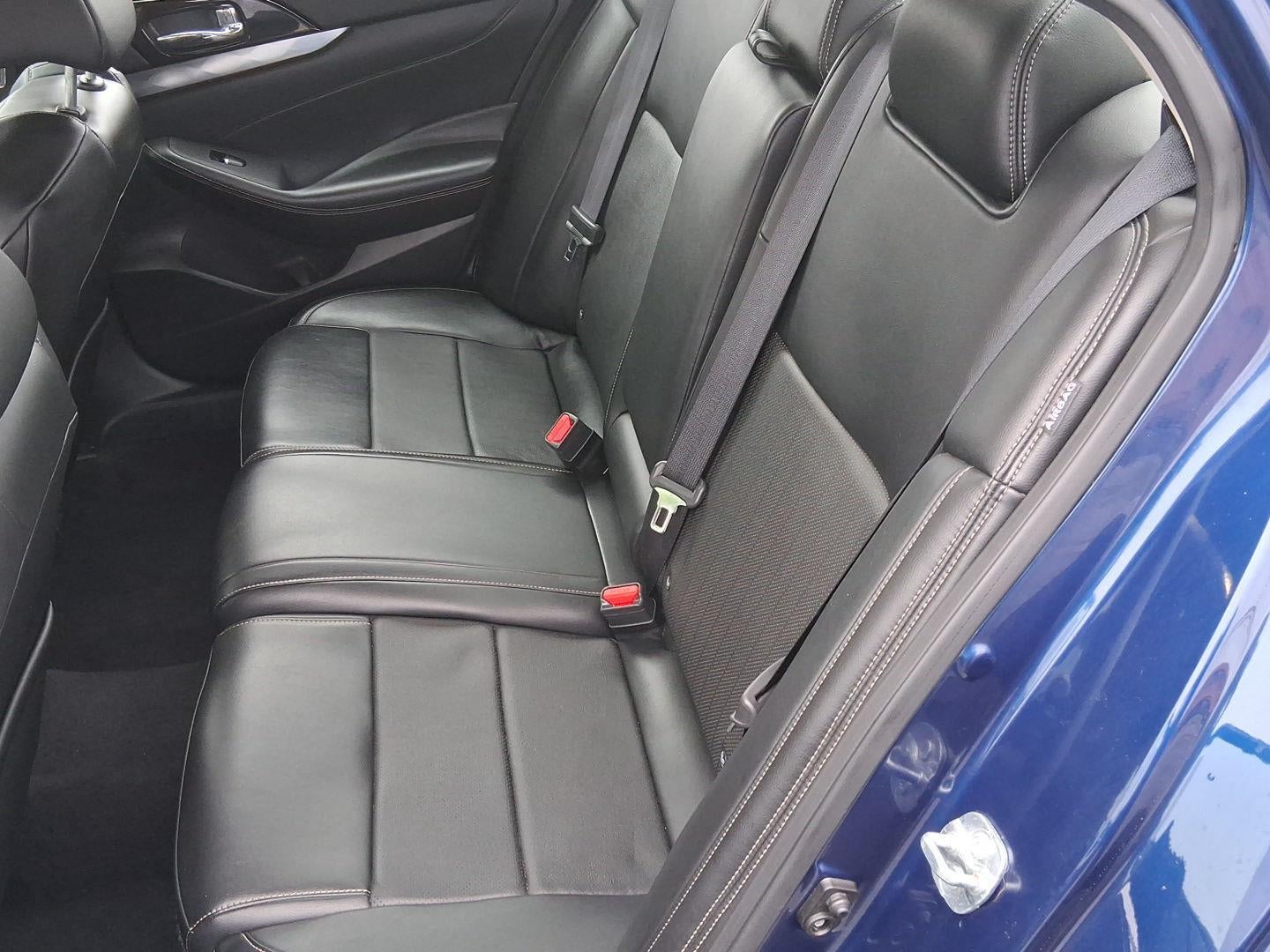 2023 Nissan Maxima SV