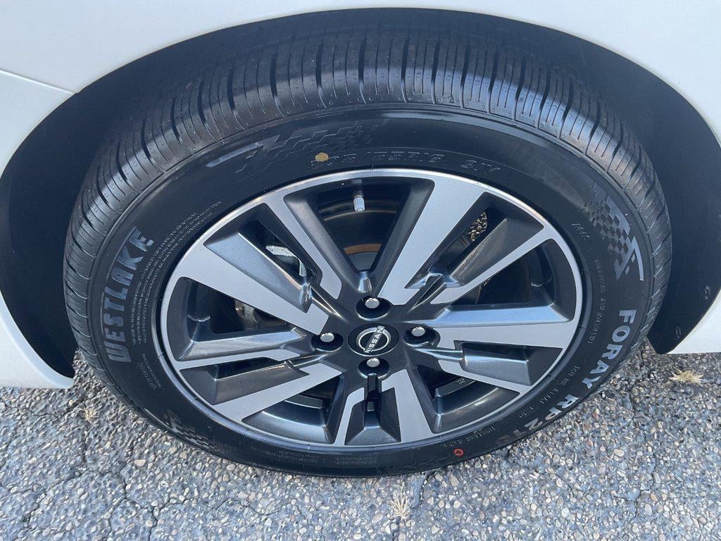 2024 Nissan Versa SV
