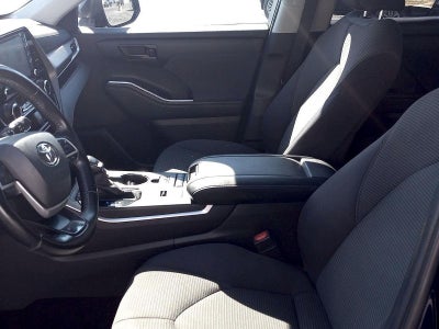 2022 Toyota Highlander Hybrid LE