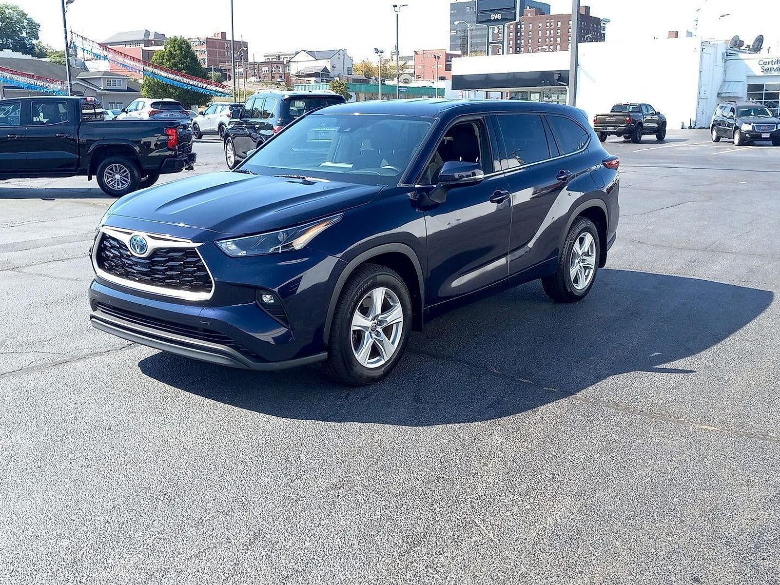 2022 Toyota Highlander Hybrid LE