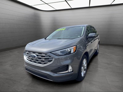 2022 Ford Edge Titanium