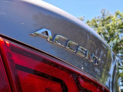 2022 Hyundai Accent SE