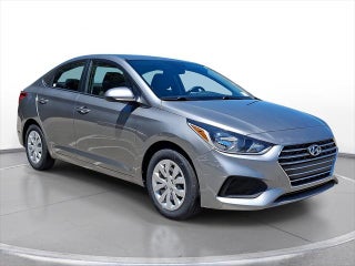 2022 Hyundai Accent SE