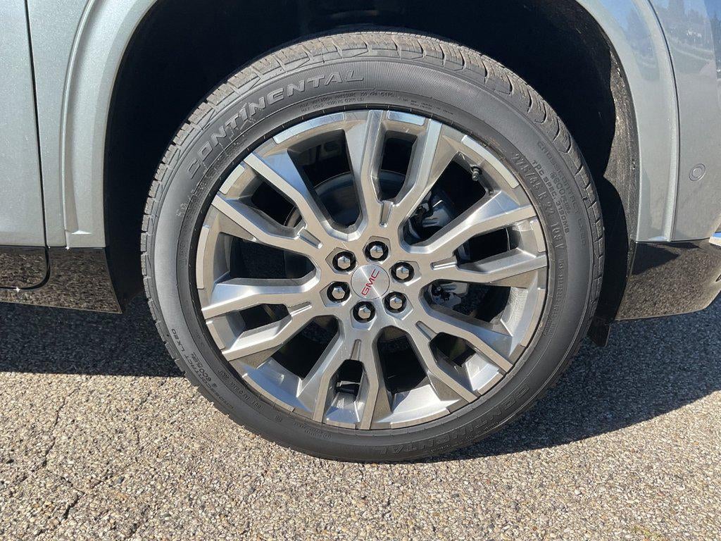2027 GMC Acadia Denali