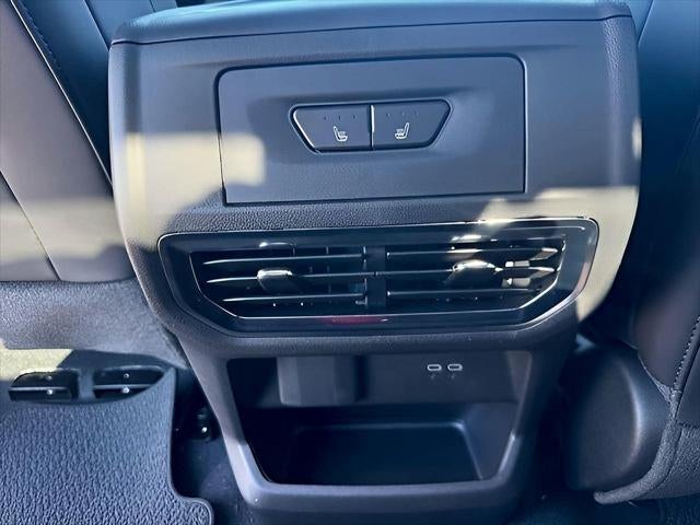 2024 GMC Sierra EV Denali Edition 1