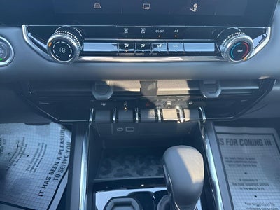 2025 GMC Canyon Elevation