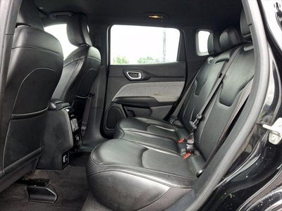 2023 Jeep Compass Latitude Lux