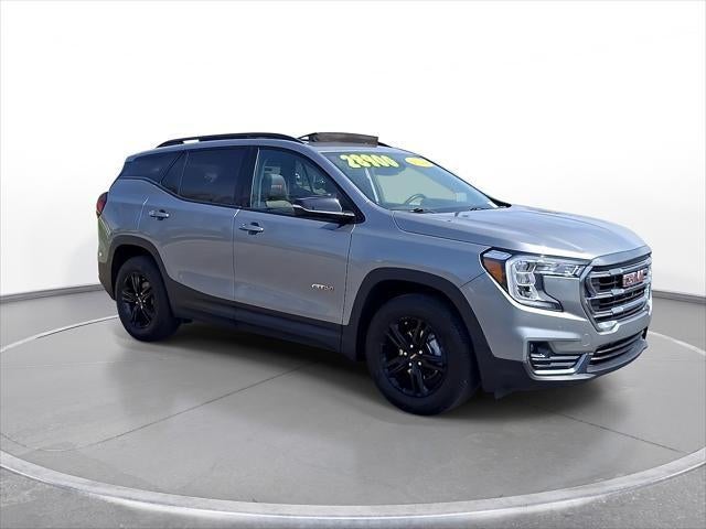 2024 GMC Terrain AT4