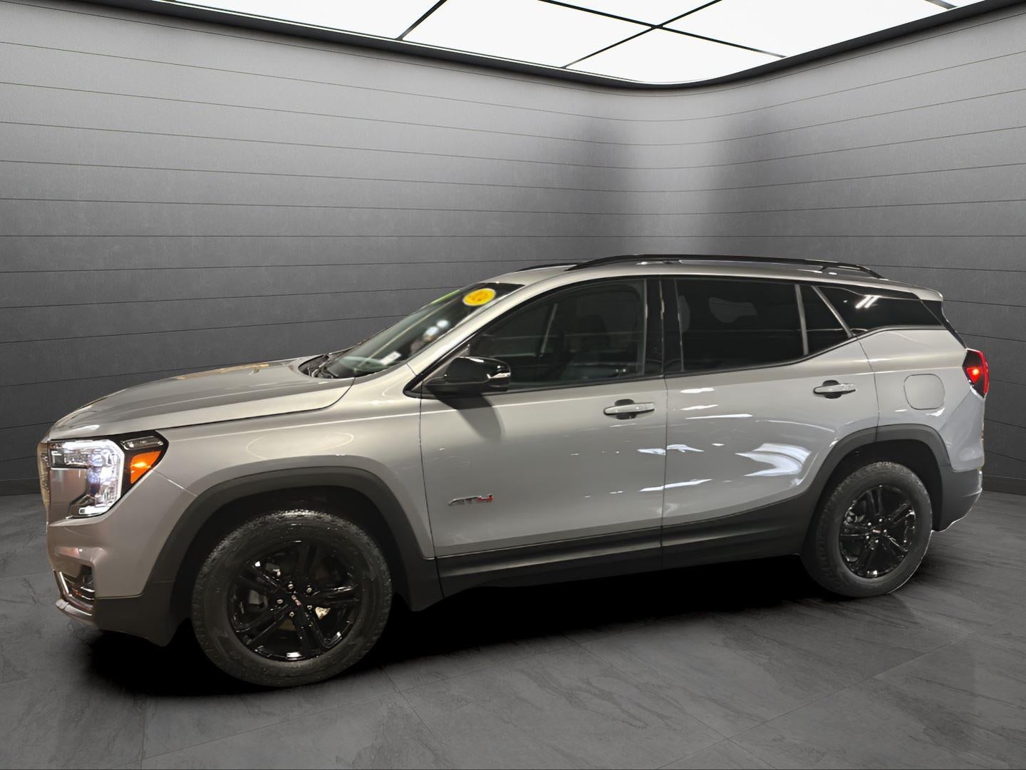 2024 GMC Terrain AT4