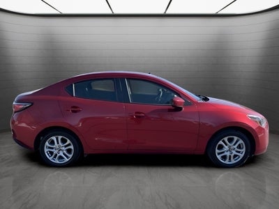 2017 Toyota Yaris iA Manual (Natl)