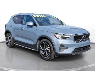 2023 Volvo XC40 Core