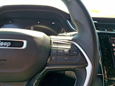 2022 Jeep Grand Cherokee L Altitude 4x4