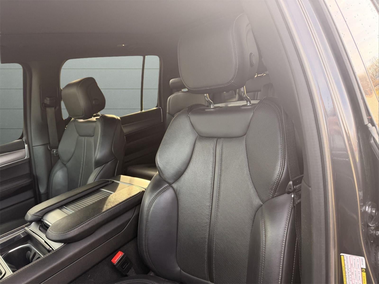 2024 Jeep Wagoneer L Series II Carbide