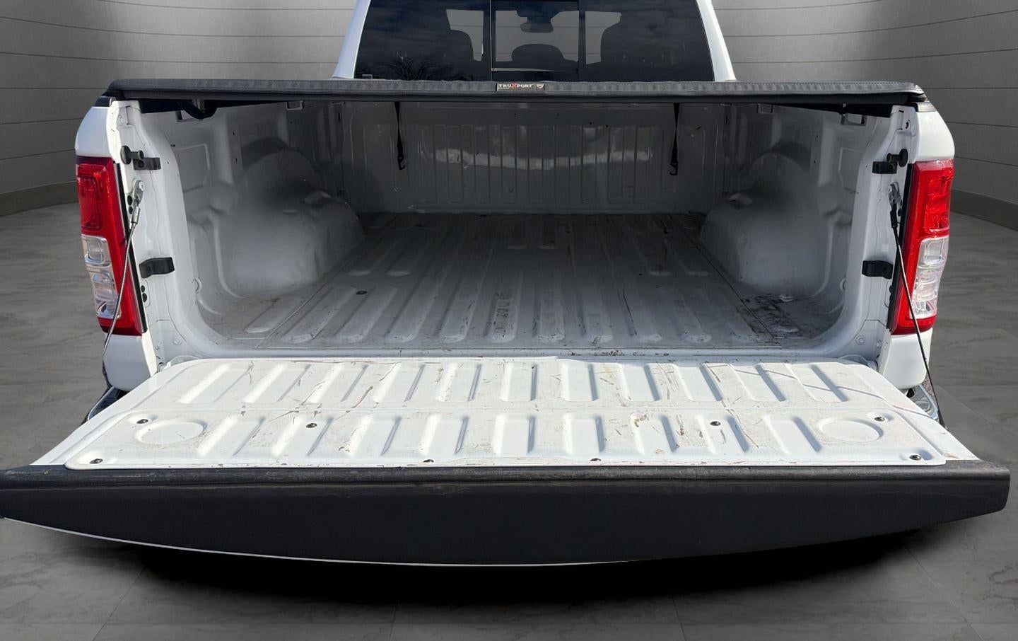 2021 RAM 1500 Big Horn Quad Cab 4x4 6'4' Box