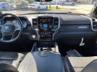 2023 RAM 1500 Laramie Crew Cab 4x4 5'7' Box