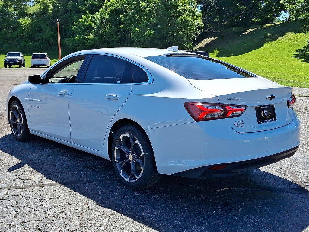 2022 Chevrolet Malibu FWD LT