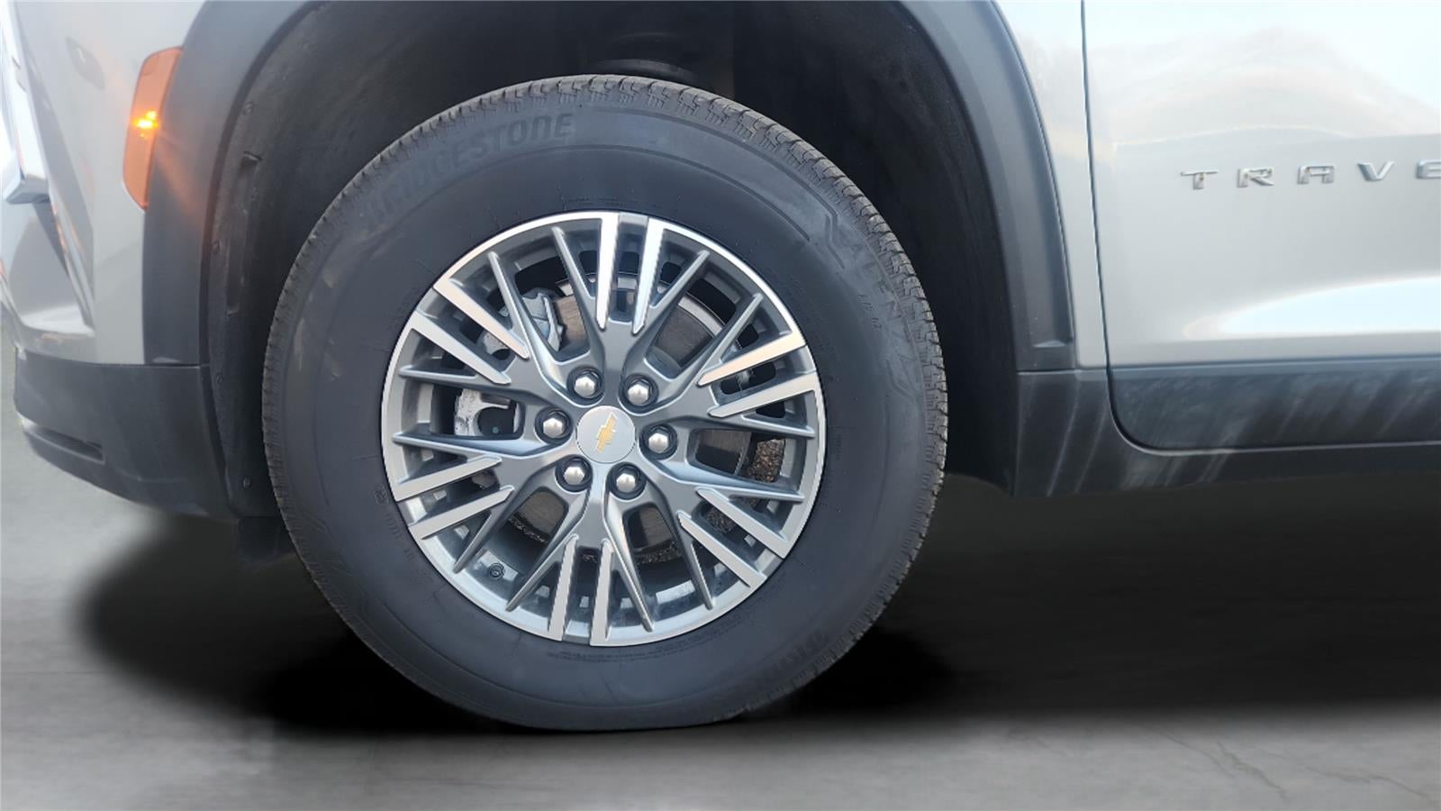 2025 Chevrolet Traverse FWD LT