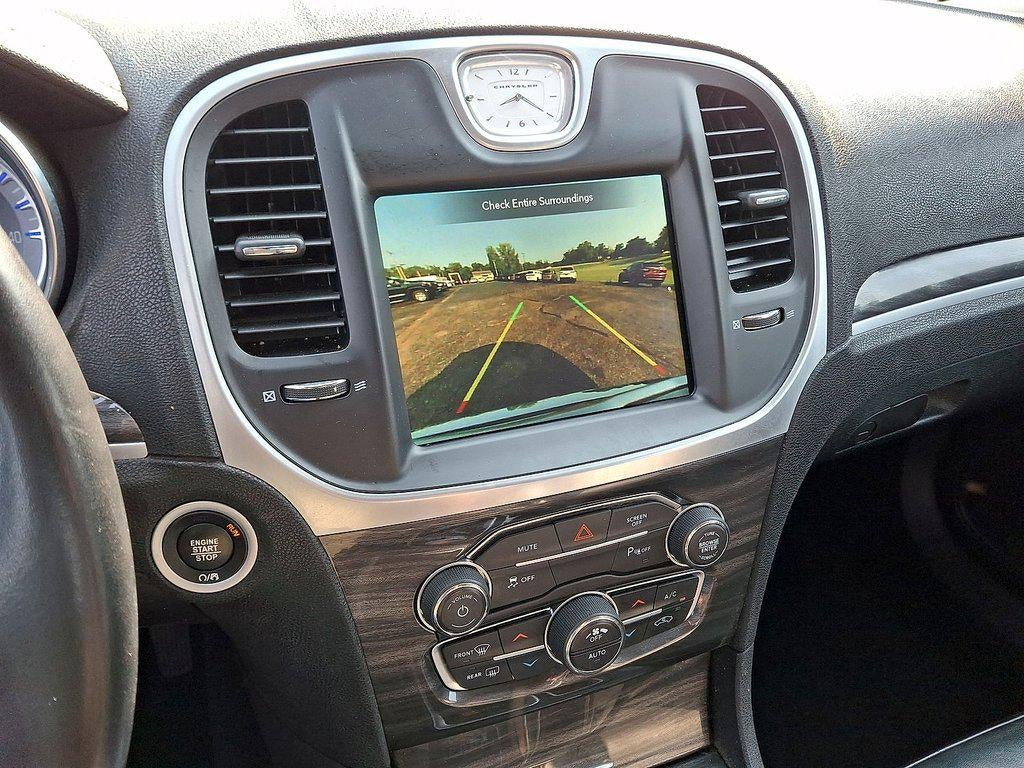 2021 Chrysler 300 Touring L AWD