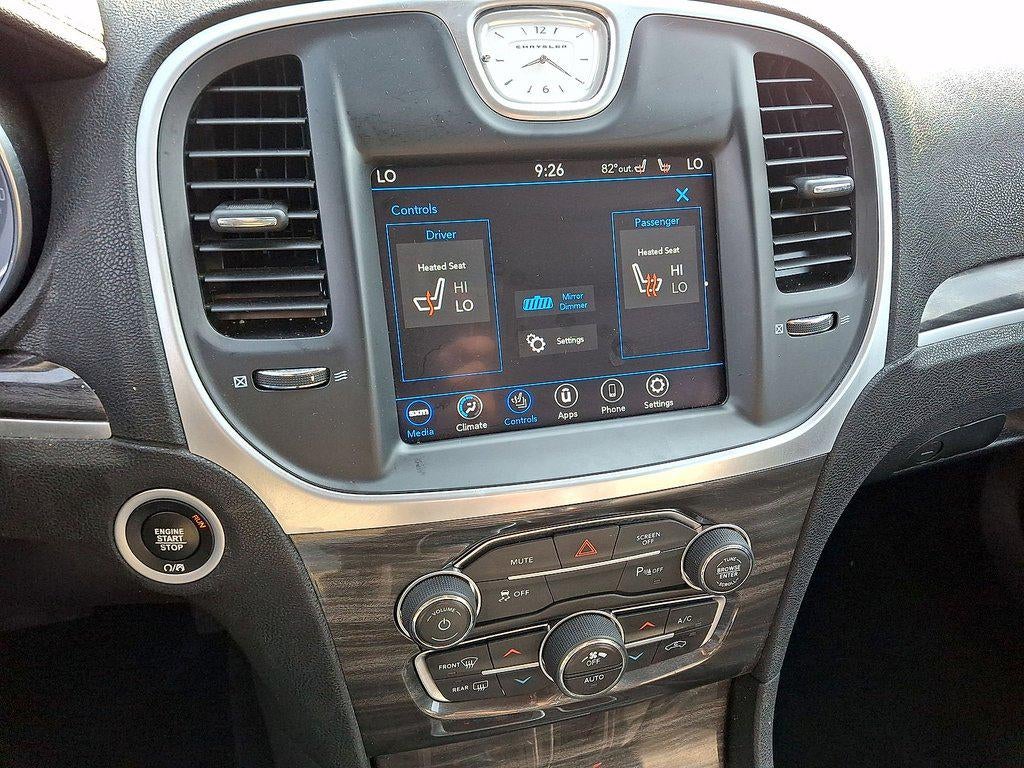 2021 Chrysler 300 Touring L AWD