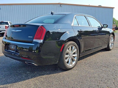 2021 Chrysler 300 Touring L AWD