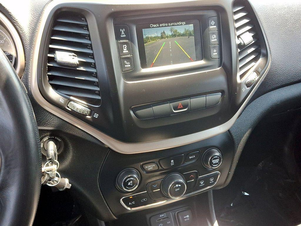 2015 Jeep Cherokee 4WD 4dr Latitude