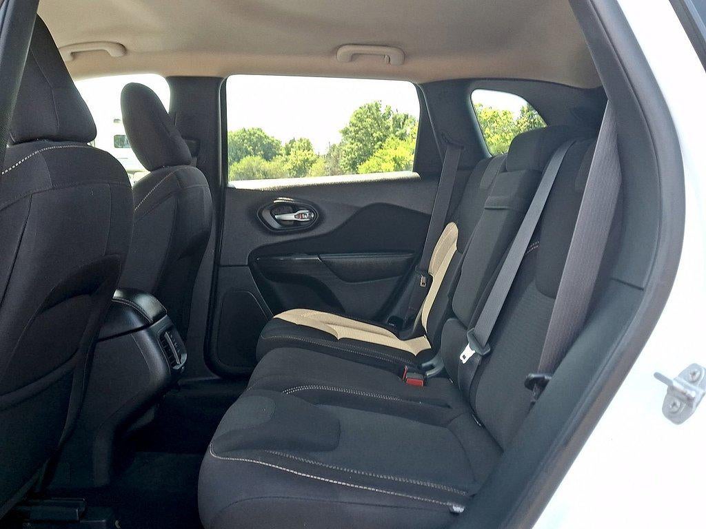 2015 Jeep Cherokee 4WD 4dr Latitude