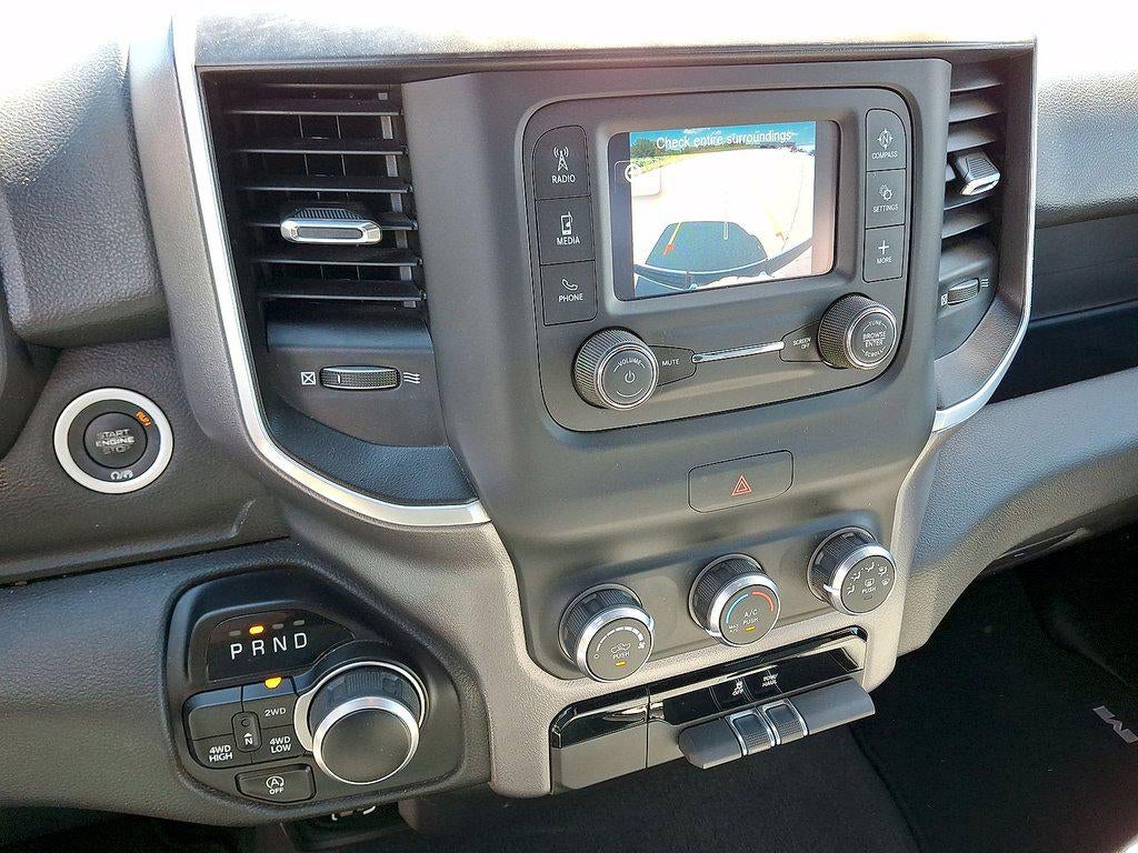2023 RAM 1500 'Big Horn 4x4 Quad Cab 64'' Box'
