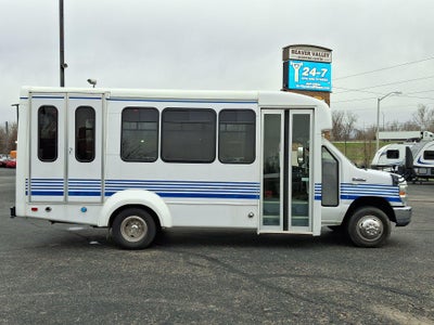 2011 Ford E-350 Cutaway Base
