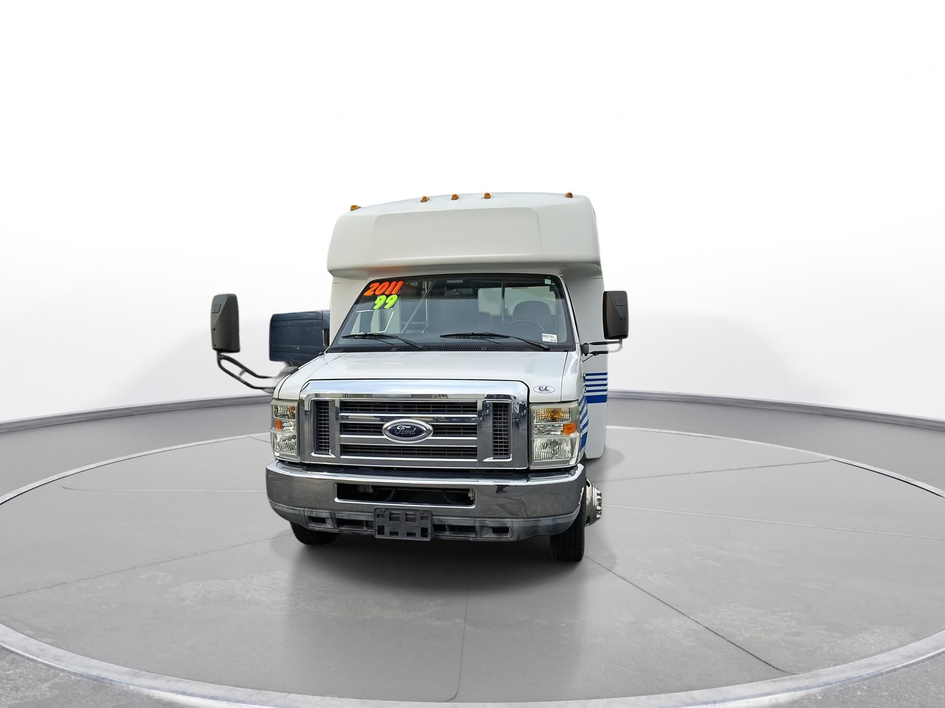 2011 Ford E-350 Cutaway Base