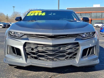 2023 Chevrolet Camaro 2dr Cpe 2LT