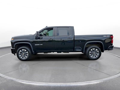 2021 Chevrolet Silverado 2500Hd '4WD Crew Cab 159'' Custom'