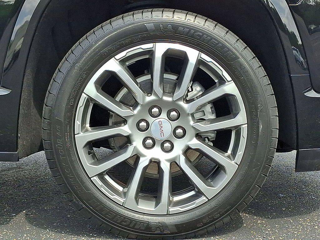 2023 GMC Acadia AWD 4dr Denali