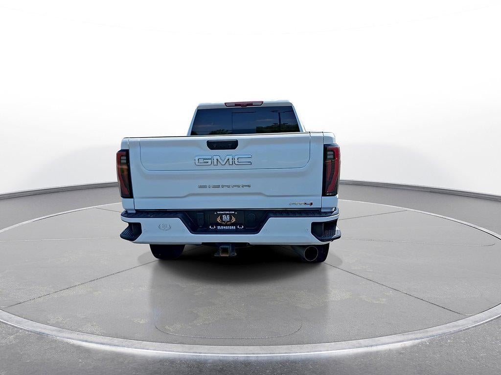 2025 GMC Sierra 2500Hd '4WD Crew Cab 159'' AT4'