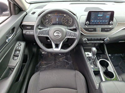 2024 Nissan Altima 2.5 SV Sedan