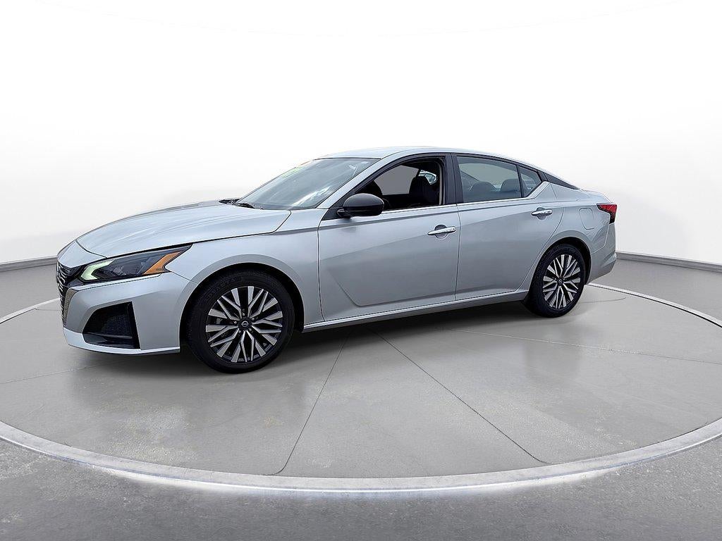 2024 Nissan Altima 2.5 SV Sedan