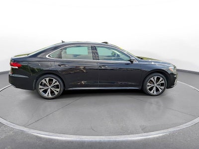 2022 Volkswagen Passat 2.0T SE Auto