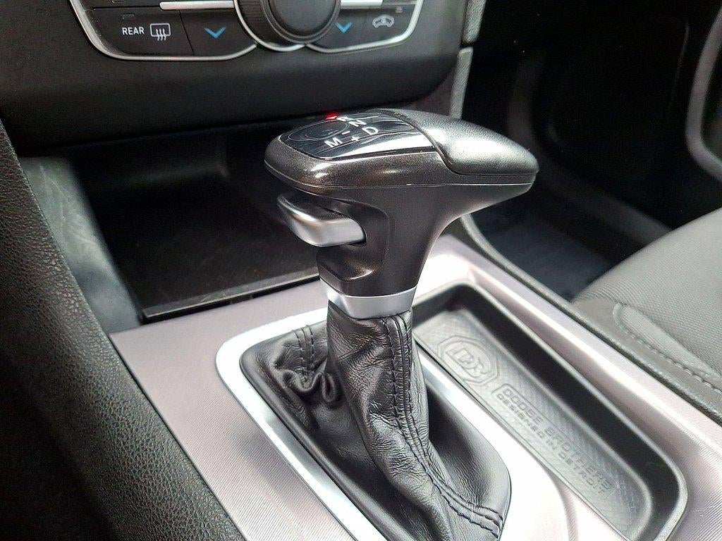 2022 Dodge Charger SXT RWD