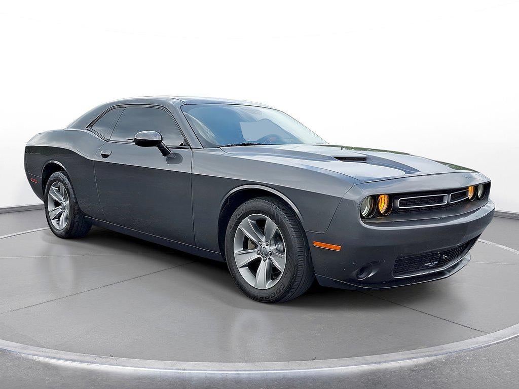 2019 Dodge Challenger SXT RWD