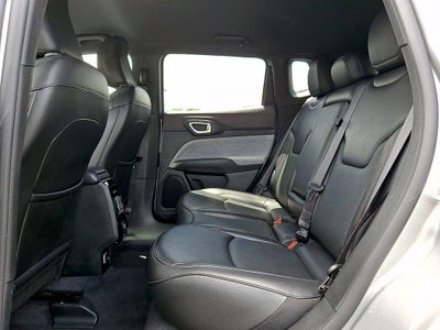 2023 Jeep Compass Latitude Lux 4x4