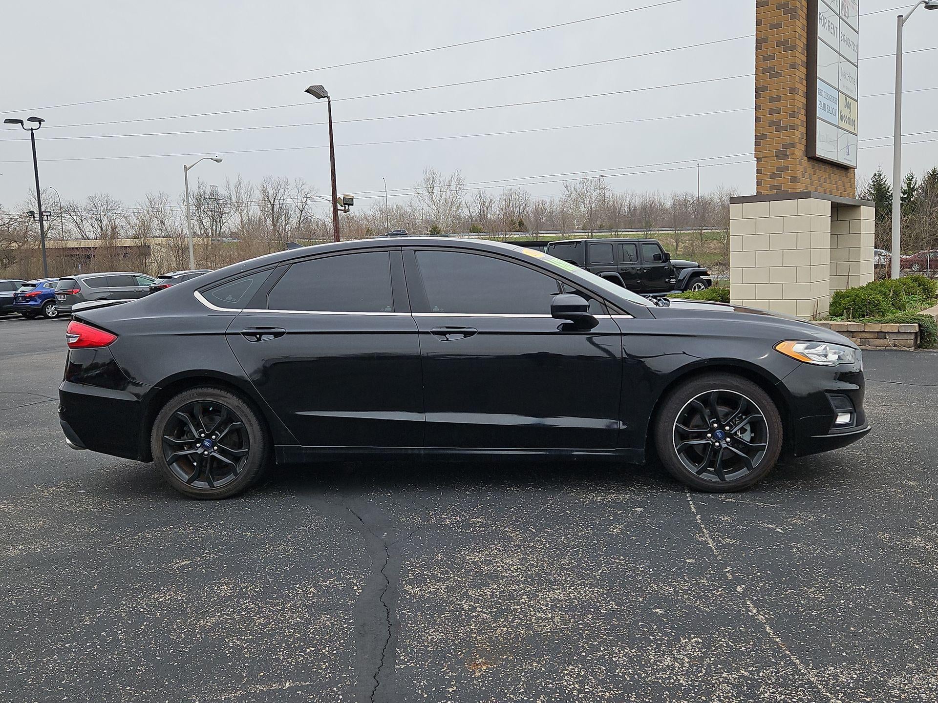 2020 Ford Fusion SE