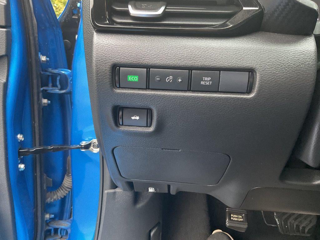 2024 Nissan Sentra SV CVT