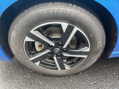 2024 Nissan Sentra SV CVT