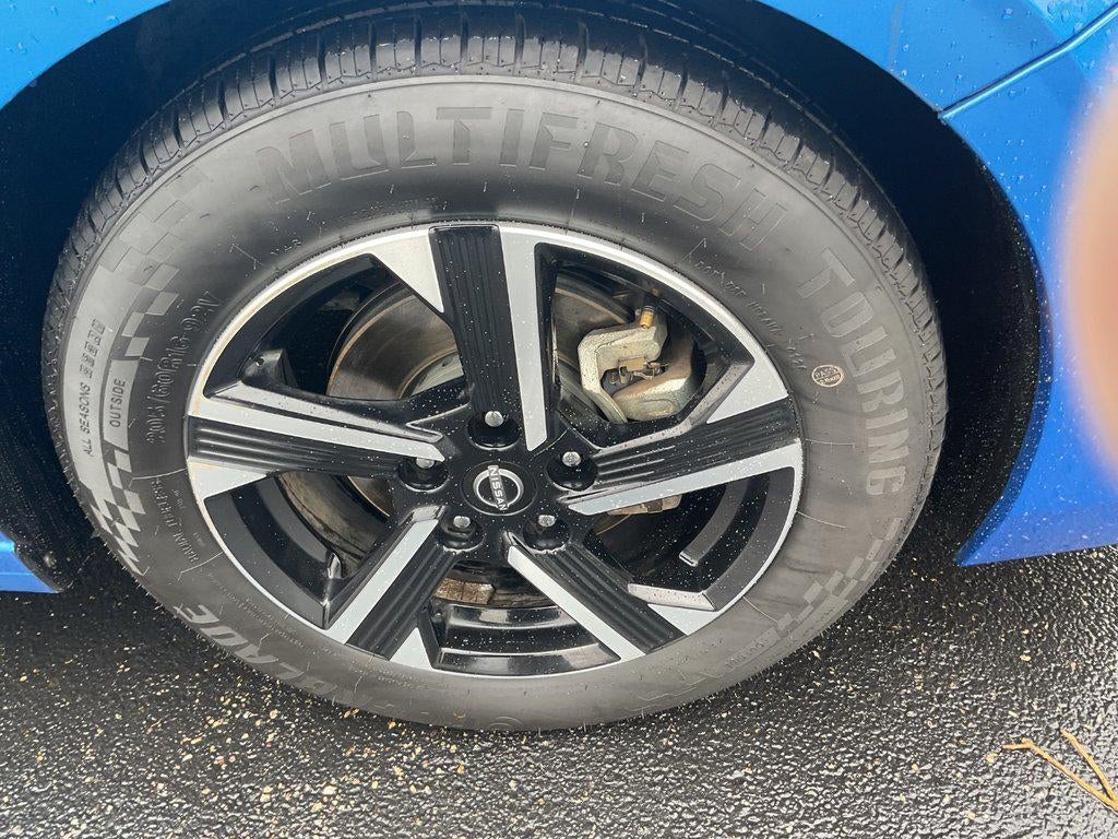 2024 Nissan Sentra SV CVT
