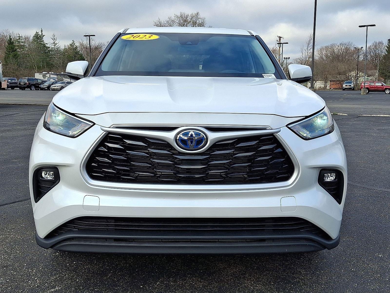 2023 Toyota Highlander Hybrid LE