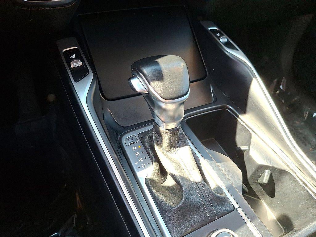 2022 Kia Sorento S FWD