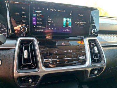 2022 Kia Sorento S FWD